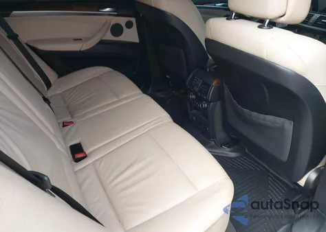 2012 BMW X5 xDrive50I z USA, uszkodzony, nr VIN 5UXZV8C56CL423147